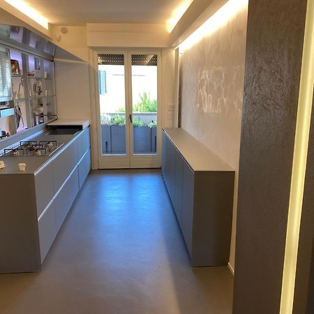Via Cortirola Luxury Apartment Pesaro Extérieur photo